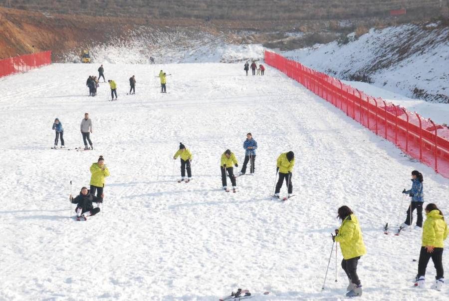 北京冬奥会|新增滑雪设备、开设滑雪学校，临沂冰雪主题游成为新时尚