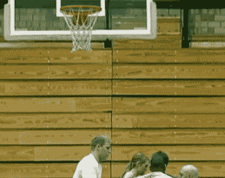 |搞笑GIF: 姜还是老的辣 以后再也不跟老丈人打牌了