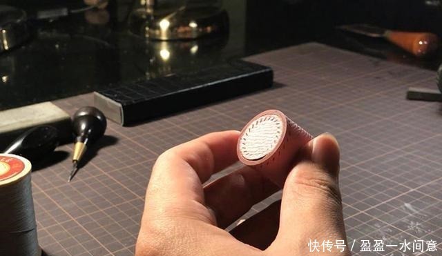 驹缝法 匡乐分享做一枚口红套让我学会了驹缝法!