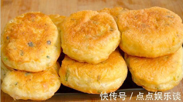 不会揉面也能做烙饼两根筷子就搞定,全程手不用沾面,柔软筋道