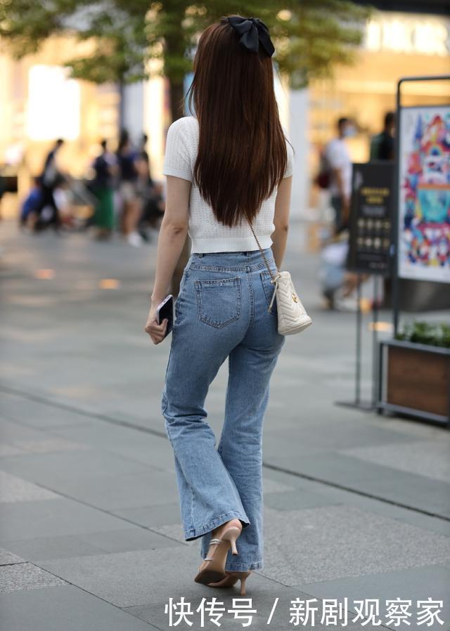 真正见过“大世面”的女性，往往选择简单穿搭，看起来优雅又高级