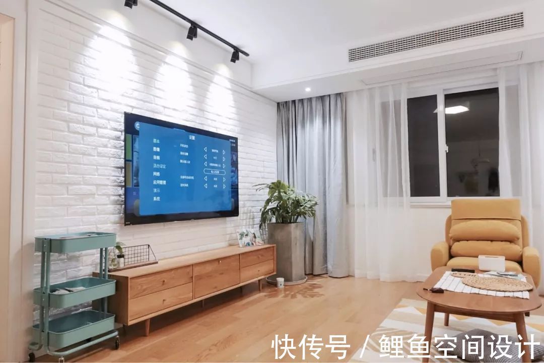 电视|用石材装电视墙,原始粗犷的质感,自然而又高档