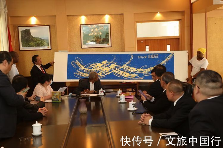 五福临门|「笔尖下的国粹」——国宾礼艺术家石长青