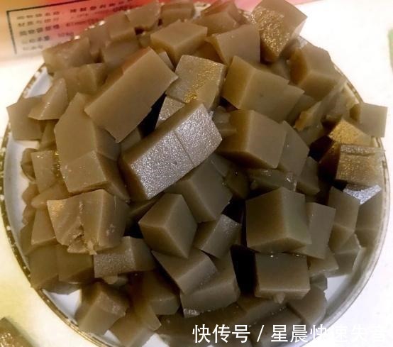 炒凉粉|天热适合吃凉粉，Q弹又爽口，辣辣的太好吃！