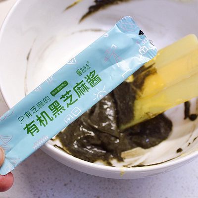 花纹|黑芝麻花纹蛋糕