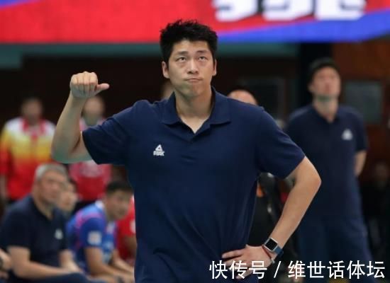 反转|女排新帅再生意外!热议人选或有大反转,男排帅哥成大黑马