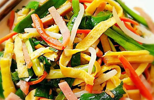 开胃|只要没有34度大太阳孩子就喜欢出门打篮球,多吃清爽菜,开胃补钙