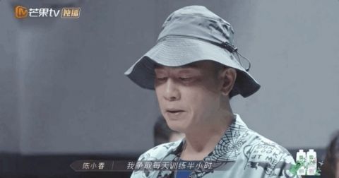 春哥|不愿练习的陈小春告诉我们:背后的付出,远比表面的作秀重要