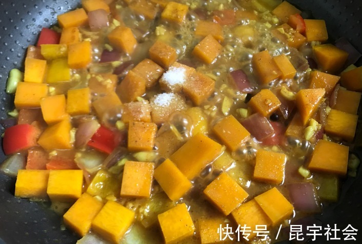 咖喱汤汁|咖喱这样做，香浓味美，学会了再也不去外面吃了