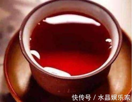 热水|最伤肾的“水”，早该拉入黑名单，很多人却当成宝，几乎天天喝