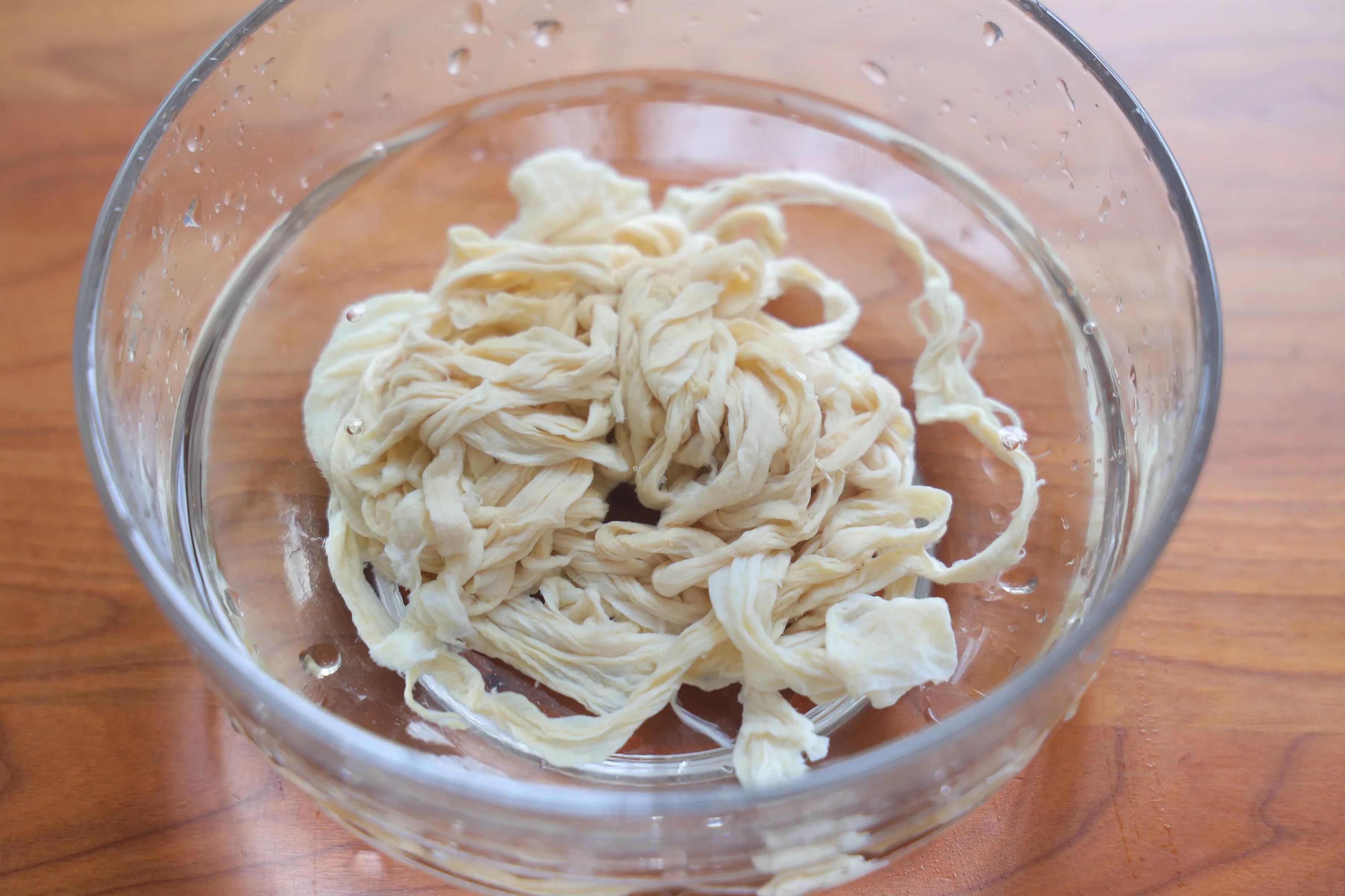 瘦肉|自制脆皮肠，纯肉馅儿吃起来太过瘾了，在家做无添加才健康