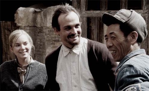 舍命|白求恩舍命救下那个士兵后,不幸感染离世,被救活士兵后来怎样了