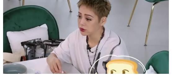 黄晓明“暴饮暴食”大口吃火锅，宁静的做法才是真减肥