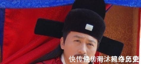 朱棣!千古绝对, 上联 塘里水鸭, 嘴扁脚短叫呷呷;下联经典至极!