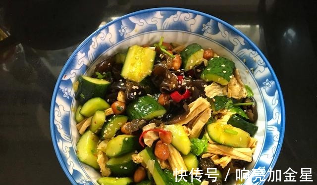 lsj|夏天就馋这菜,4种食材放一起,不炒不炖切好加料一拌,开胃解暑!