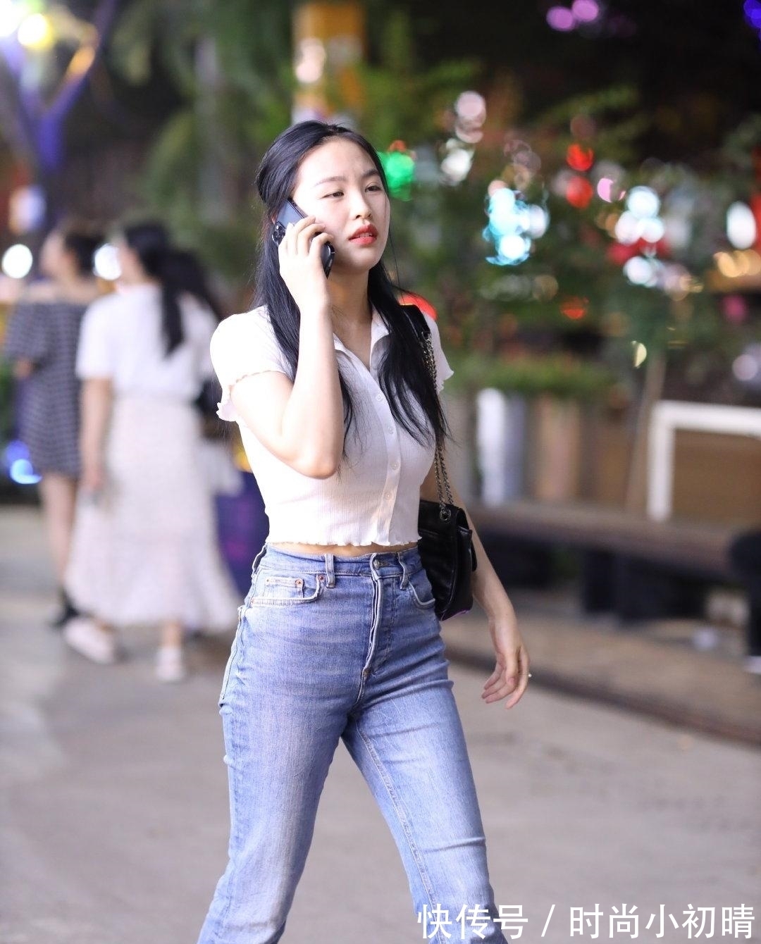 身材 牛仔裤简约的裁剪方式让臀宽胯大的身材也显瘦