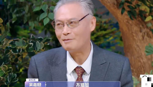  金莎|双胞胎一个随父姓一个随母姓，孩子没满周岁，四老人带娃一地鸡毛