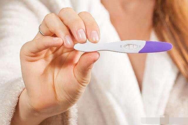 忠诚|24岁产妇怀胎5月做引产,孩子出来那一刻,旁边护士却哭了