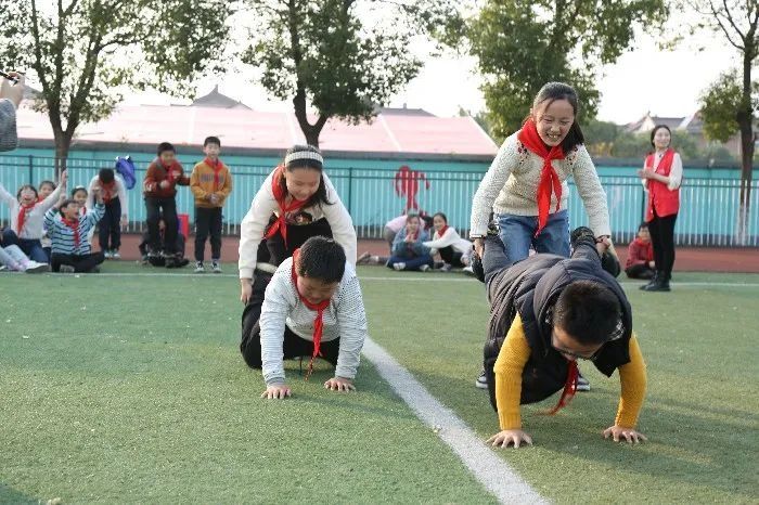 泰州市流动少年宫|“悦”运动 越健康——泰州市流动少年宫走进学校开展课后服务活动