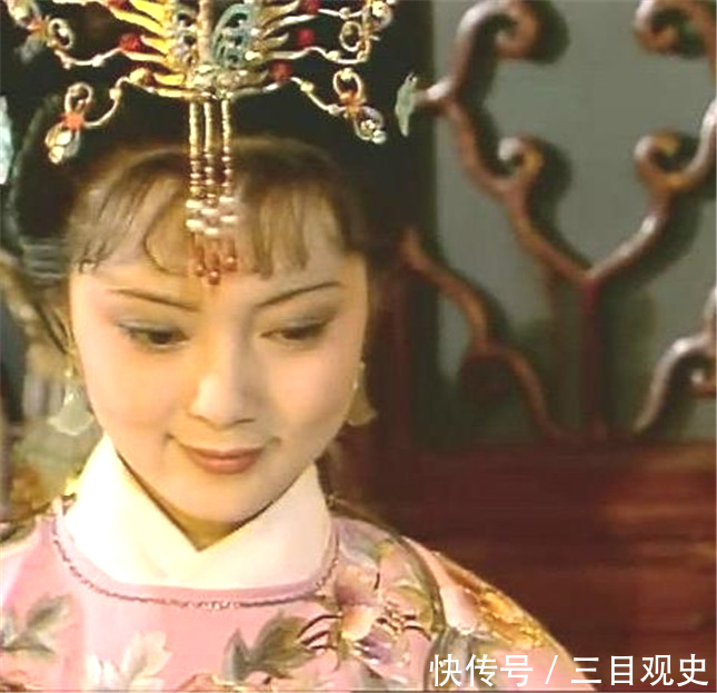 王夫人$红楼梦:尤二姐一死,薛宝钗才彻底看清自己在贾府的处境多可笑