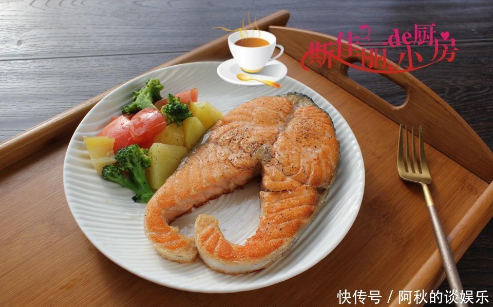 黑胡椒|46岁女人减脂一日三餐,朋友圈里火了,网友:真自律,想不瘦都难