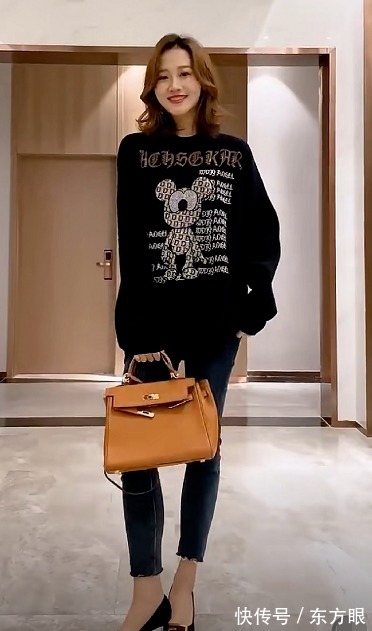 白t 卫衣这3种搭配,是真可以从20穿到60岁,无年龄感穿搭不等于装嫩