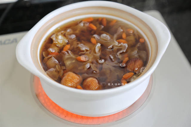  红润|女人不要放过它，秋天常喝，皮肤水嫩，光滑红润，化妆品都省了