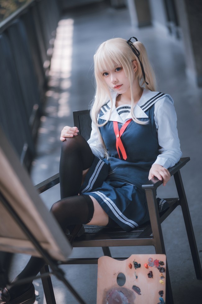 作画|cos:认真作画的英梨梨,被努力吸引到