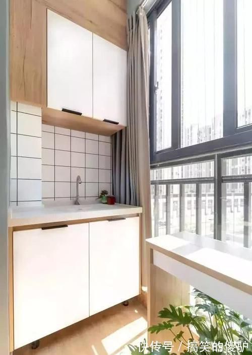 卧室|老婆将卧室飘窗改造书桌,瞬间多了一个书房,太棒了