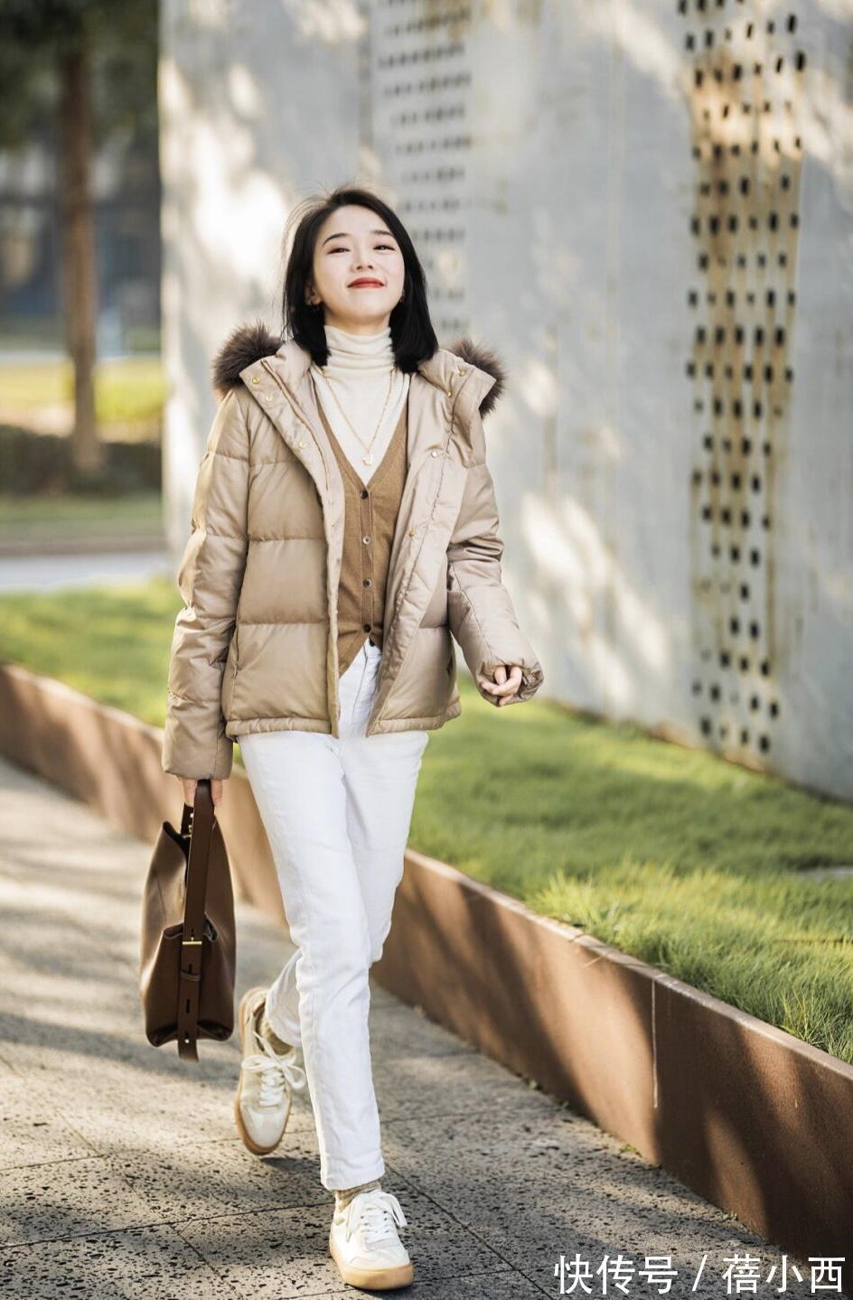 钻风|能照搬的“羽绒服”穿搭来了,搭配牛仔裤、半身裙,简约又时髦