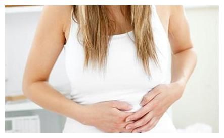 子宫|来月经时,若女性出现这三种特征,说明子宫还比较干净,值得庆贺