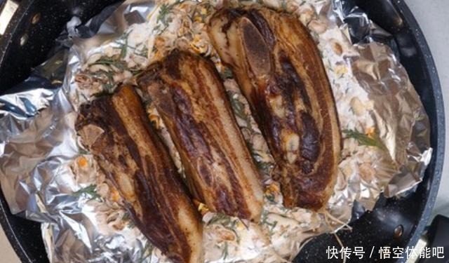 农村才能做烟熏肉学会这招,城里也能熏,味道更香,放1年不坏!