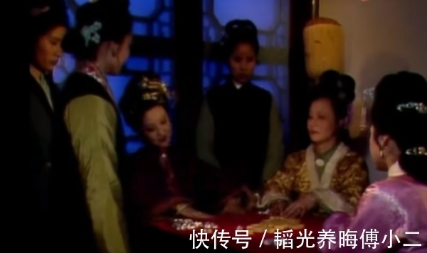 大庭广众$为什么秦可卿私德有亏,人缘却好到不行?