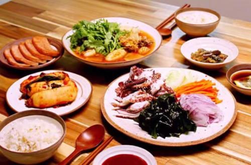 膳食纤维|如何控制吃饭“七分饱”?学会这5个小妙招,健康或“不请自来”