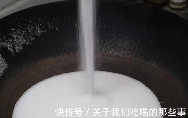 才知道大蒜保存很简单,放半年也新鲜,不霉不瘪不长芽,太实用了