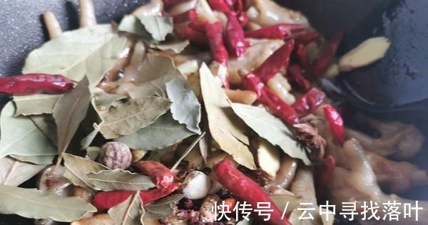 好吃|卤鸡爪怎么做才好吃呢教大家卤鸡爪的几种简单做法,包你学会!