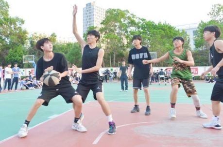 低聚半乳糖|男生身高发育有“终止线”,这个年纪若还没有170很难再往上长