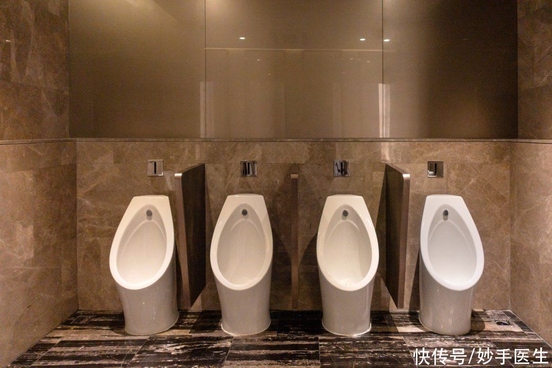 恶性|小便完别忘看一眼?出现这6个颜色要注意