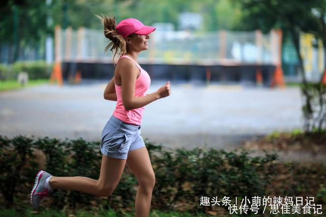 女性|女人想要不显老,建议养成这4个“习惯”,显气质不显老更耐看