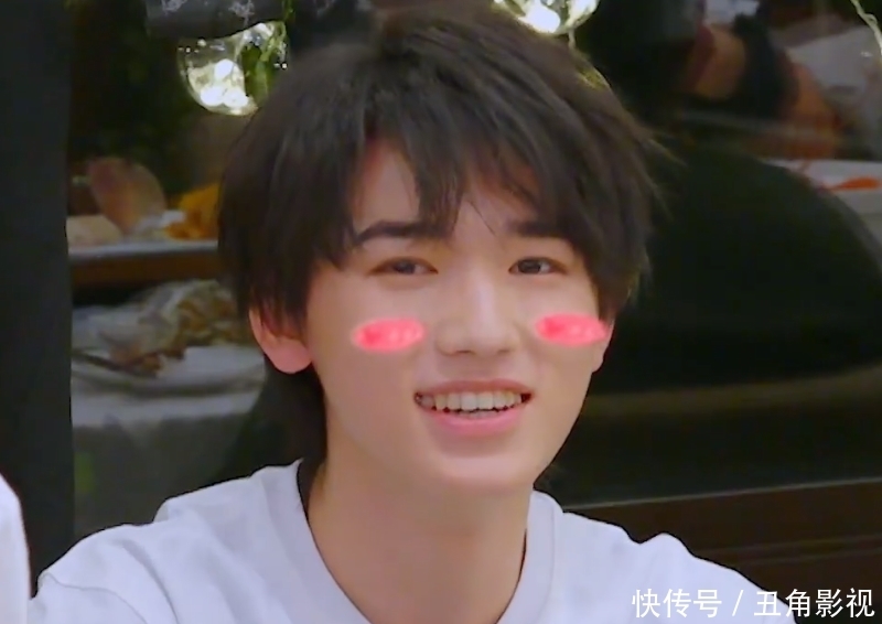 弟弟 《萌探》杨紫问弟弟电话,宋亚轩表情亮了,这才是爱豆该有的自觉