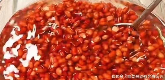 最近迷上吃它，不煎烤不油炸，上锅蒸一蒸，无油低卡还饱腹，好吃