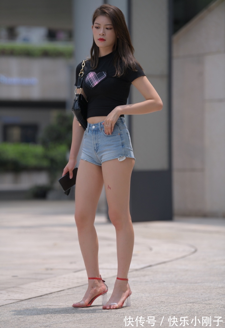 女生|微胖女生的“简易”穿搭,造型清新好看,直接“照搬”都没问题!