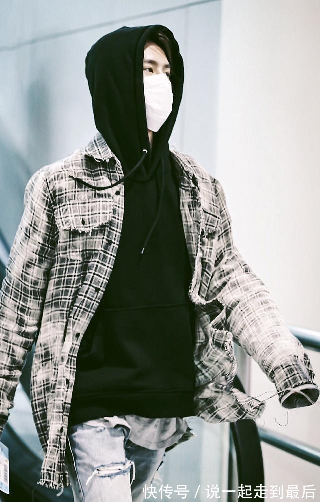 格纹衬衫|王一博的万有吸引力,越青春越破烂,“丐帮”造型成潮流范本!