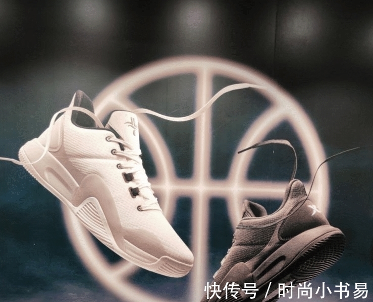 特步|特步林书豪一代：只要我不尴尬，尴尬的就是别人