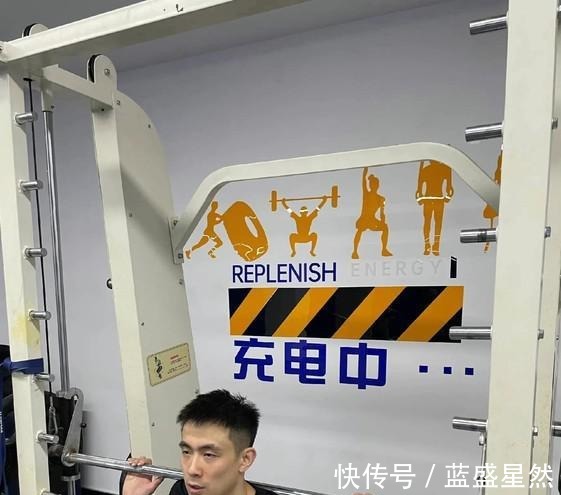豪哥|林书豪回归首秀带队取胜,劳模赵继伟输球后加练,弗格范子铭致敬!