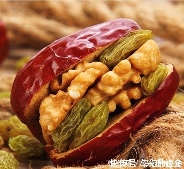 你们吃过几种枣?这几样的味道,我很喜欢,糯绵软甜,满口香