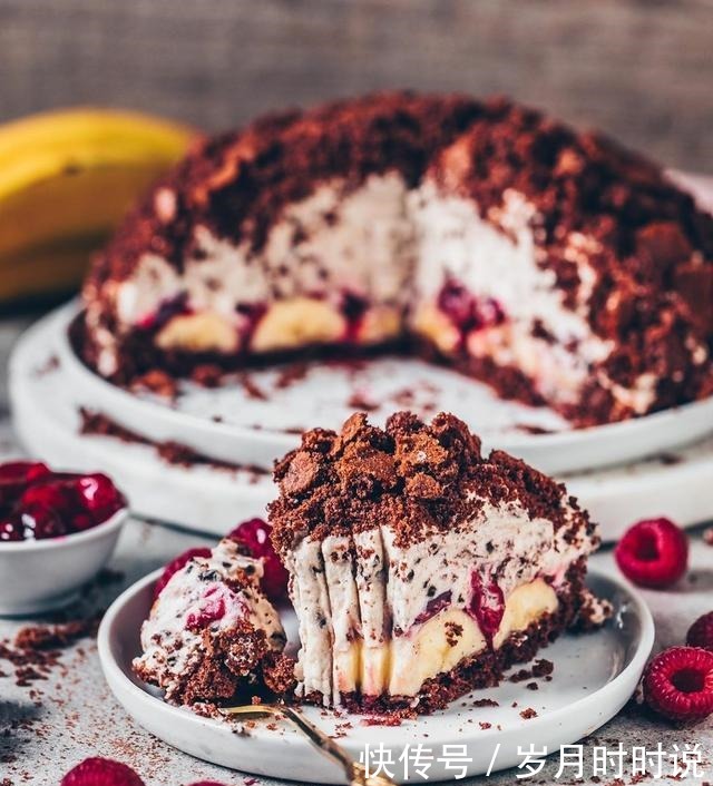 汉堡、蛋糕、披萨……素食主义者的餐桌远比你想象中丰富多彩