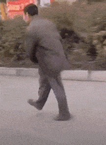 |搞笑GIF趣图:你让我透心凉,我让你吃不了兜着走