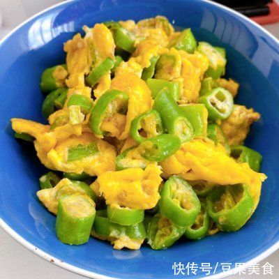 美极酱油|原来做又辣有香又开胃的尖椒炒蛋这么简单