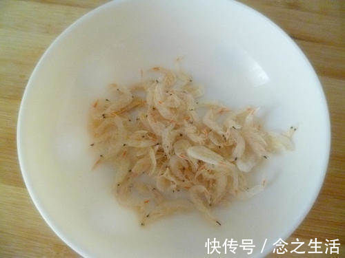 茼蒿菜|真正的“补钙汤”找到了，钙质比牛奶还高，简单煮一煮，不懂吃可惜了